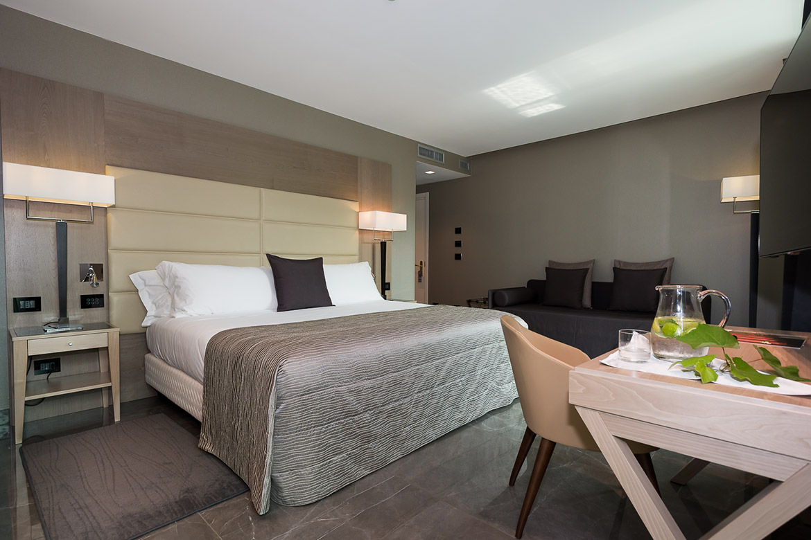 Mini Suite
